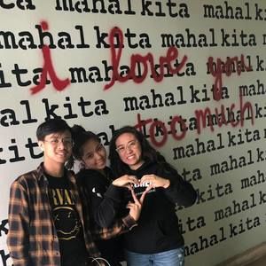 Meet your Posher, Joy